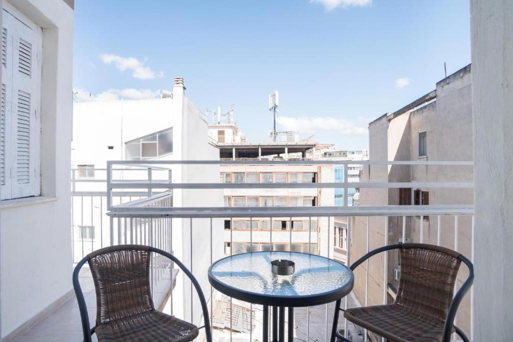 Appartamento Monastiraki 3-4 Blue Sky Atene Esterno foto