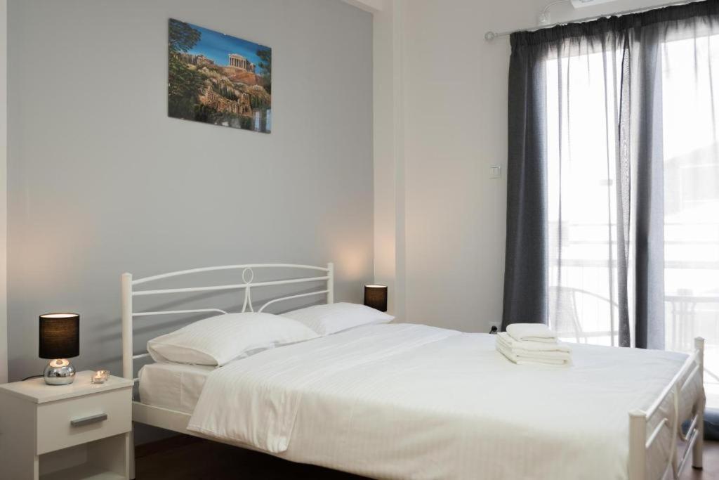 Appartamento Monastiraki 3-4 Blue Sky Atene Esterno foto